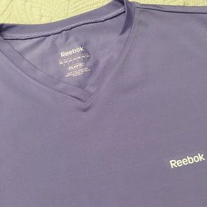 REEBOK Performance T-shirt Top Short sleeve , EUC